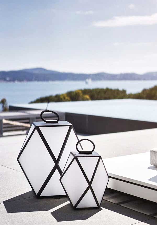 MUSE OUTDOOR LARGE BATTERY